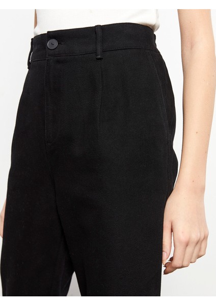 Yeni Sezon Kadın Standart Fit Düz Pantolon fırsatları