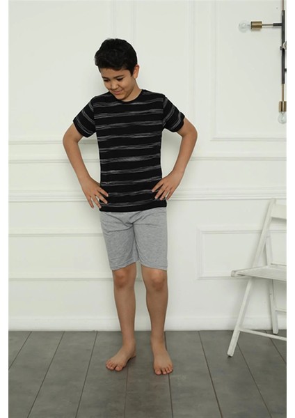Erkek Çocuk Penye Şortlu Pijama Takım Siyah modelleri
