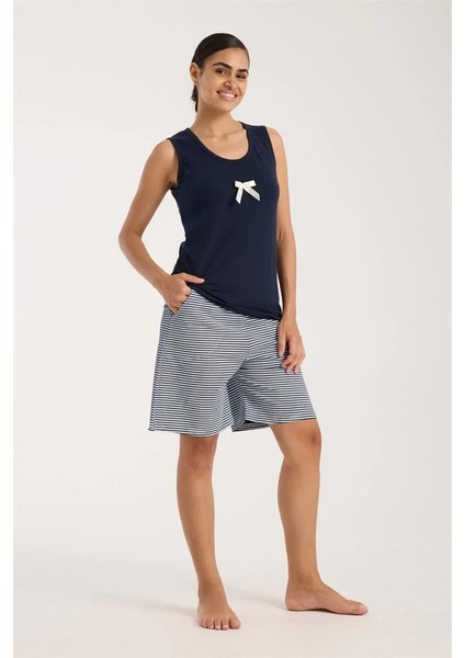 Kadın Lacivert Kurdele Detaylı Çizgili Şortlu Pijama Takımı indirimleri