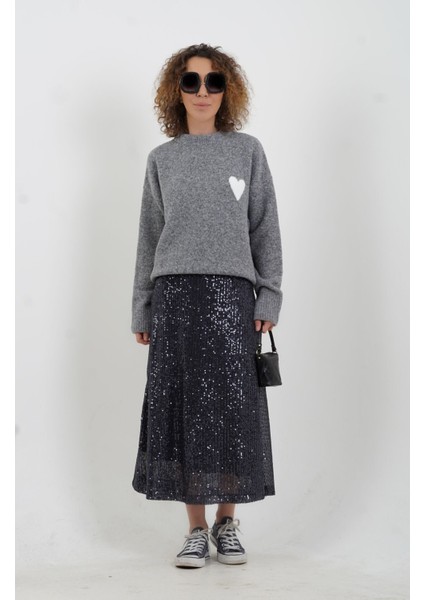 Füme Melanj Yumuşak Dokulu Kalpli Triko Kazak fiyatları