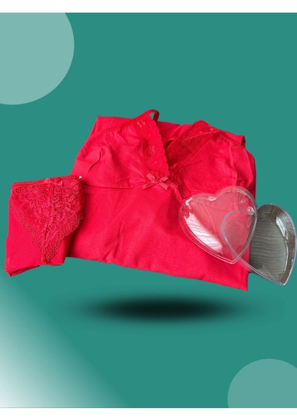 Kadın Yılbaşı 2'li Özel Kalp Kutulu Slip - Gecelik Hediye Seti modelleri
