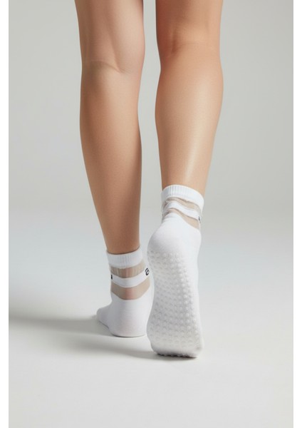 Kadın Kaydırmaz Taban Şeffaf Çizgili Beyaz Yoga ve Pilates Çorabı fırsatları