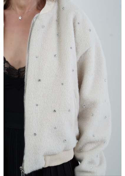 Bej Taş Işlemeli Bomber Ceket modelleri