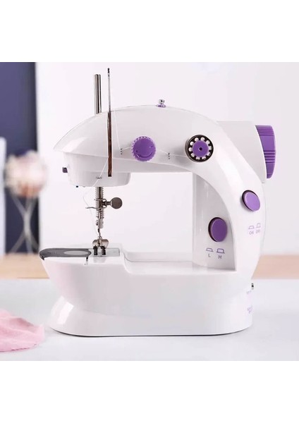 Ev Mini Dikiş Makineleri Hafif Kesici Ayak Pedalı Taşınabilir 202 Uk Tak ile El Dikiş Makinesi (Yurt Dışından) fiyatları