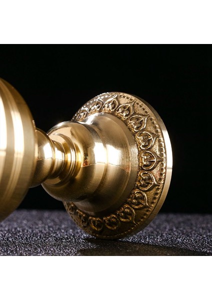 Pirinç Mum Fincan Serisi Budist Tibet Lamba Tutucu Düğün Ziyafet Ana Masa Dekorasyon Pirinç Tereyağı Lambası (Yurt Dışından) fırsatları