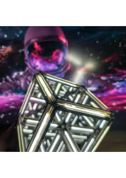 Elektrikli Oyun Atmosferi Lambası Dört Boyutlu Uzay El Masaüstü Bilim Tüketicileri Için Creat Abyss Süsleme C (Yurt Dışından) fiyatları