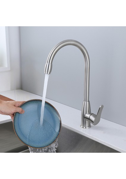 Mutfak Evye Musluğu, 304 Paslanmaz Çelik, Sıcak ve Soğuk, Döndürülebilir, Iki Su Giriş Borusu ile Birlikte Gelir (Yurt Dışından)