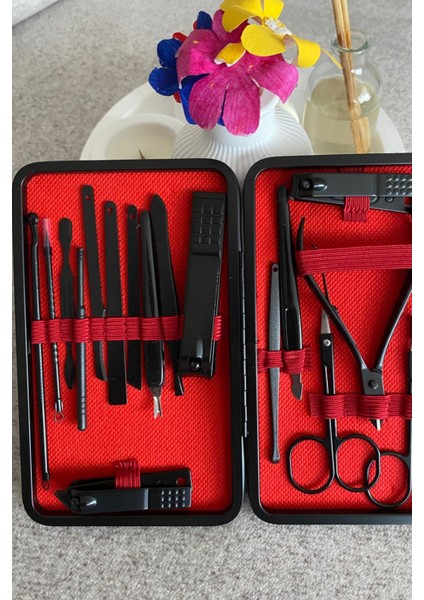 Manikür Pedikür Seti – Şık Deri Çantalı 18 Parça Profesyonel Bakım Seti modelleri