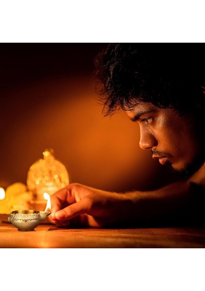 10 Adet Kuber Diya Diwali Dekorasyon Alaşım Metal Gaz Lambası Geleneksel Diwali Diya Vilakku Puja Pooja Hindistan (Yurt Dışından) indirimleri