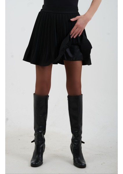 Siyah Içi Şort Astarlı Piliseli Mini Etek modelleri