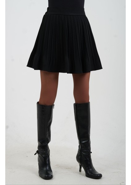 Siyah Içi Şort Astarlı Piliseli Mini Etek fırsatları