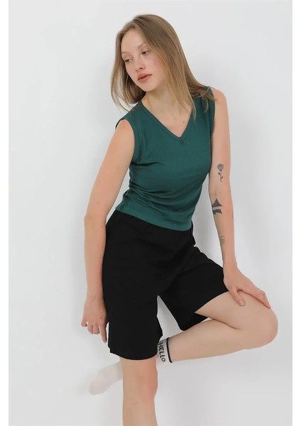 Kadın Kalın Askılı Pamuk Penye Şortlu Takım Yeşil fiyatları