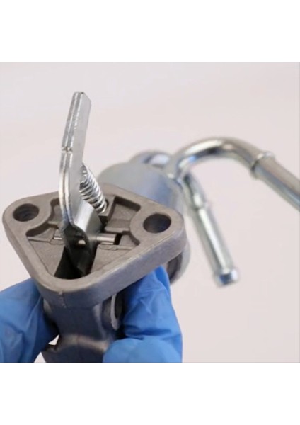 7000767 Yakıt Pompası 1J710-52032 Kubota V2607 Bobcat S160 S185 S205 S550 S570 S590 S630 S650 T180 T190 T550 T590 T630 (Yurt Dışından) indirimleri