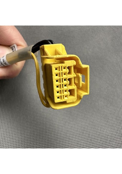 Skoda Koltuğu Tiguan Golf Passat 5K0971584C 5K0971584A (Yurt Dışından) indirimleri