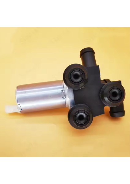 Yardımcı Soğutma Su Pompası Bmw E81 E87 E90 E91 X1 116I 120I 318I 320I 64116928246 (Yurt Dışından) fiyatları