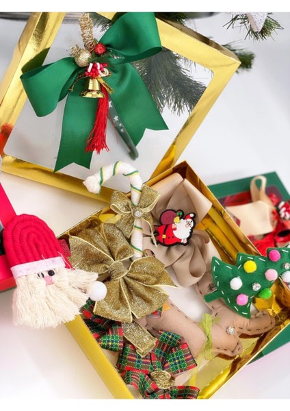 8 Parça Taşlı Yılbaşı Aksesuar Seti, Kutulu Hediye, Çam Ağacı, Noel Baba, Fiyonk fiyatları