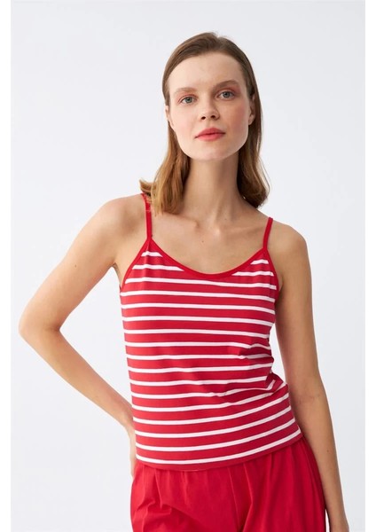 Kadın Ip Askılı Pamuk Penye Şortlu Takım Kırmızı fiyatları