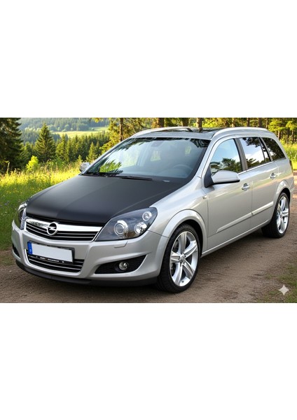 Opel Astra H (2004–2010) Tam Kaput Maskesi – Mat Siyah Suni Deri | Sportif ve Koruyucu Tasarım