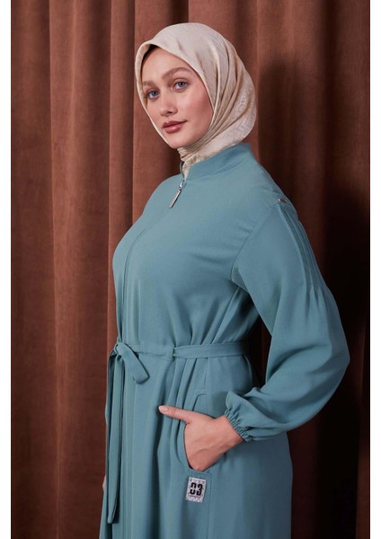 Mint Yeşili Bağlama Detaylı Ferace