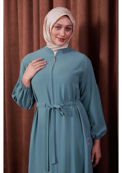 Mint Yeşili Bağlama Detaylı Ferace