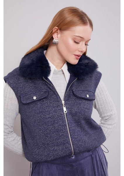 Lacivert Yakası Kürk Detaylı Kaşmir Yelek
