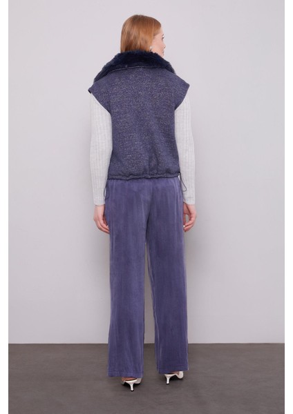 Lacivert Yakası Kürk Detaylı Kaşmir Yelek fırsatları