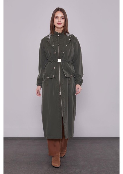 Haki Çıkarılabilir Detaylı Trençkot