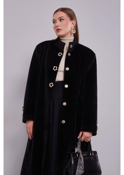 Siyah Gold Aksesuar Detaylı Kürk Kaban modelleri