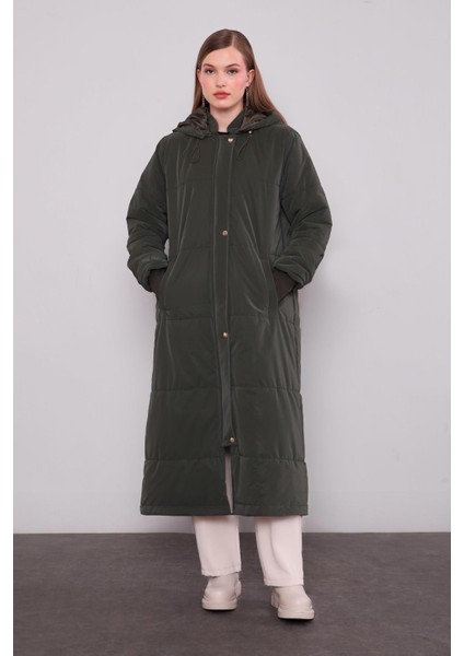 Haki Düğmeli Kapitone Mont