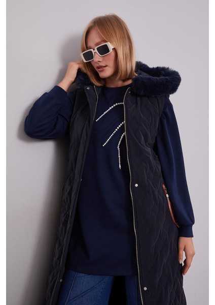 Lacivert Yakası Kürklü Yelek modelleri