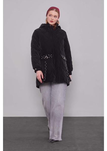 Siyah Cep Taş Detaylı Kapitone Mont fiyatları