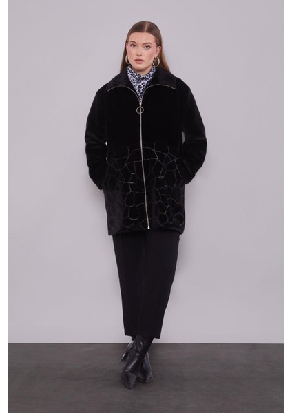 Siyah Pullu Desen Midi Kaban fiyatları