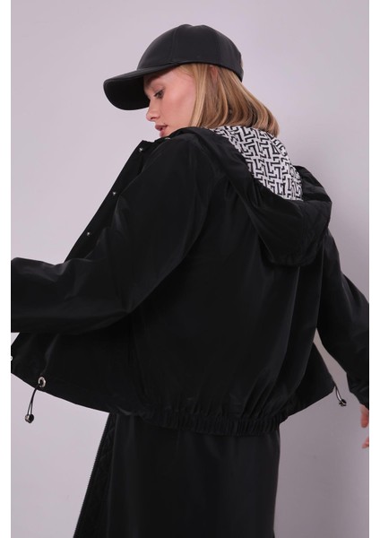 Siyah Çıkarılabilir Detaylı Trençkot indirimleri