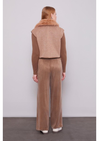 Camel Yakası Kürk Detaylı Kaşmir Yelek fırsatları