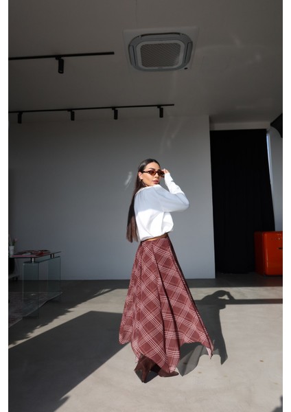 Altı Asimetrik Kesim Yatay Çizgili Etek indirimleri