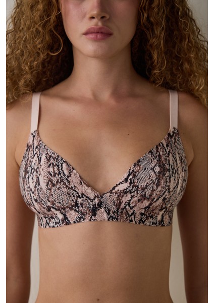 Sedef Tattoo Effect Dikişsiz Balensiz Çıkarılabilir Kaplı Üçgen Sütyen modelleri