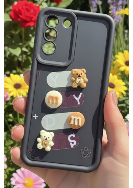 Samsung Galaxy S20FE Uyumlu Kılıf Siyah Renk Ayıcık Figürlü 3D Kamera Korumalı Darbe Emici Yumuşak Silikon Kapak