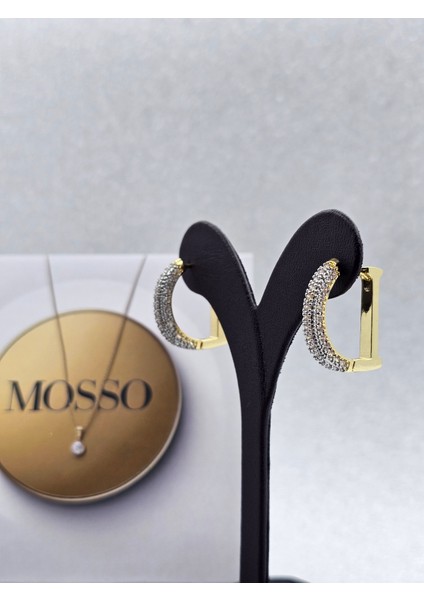 Xuping D Model Zirkon Taşlı Çelik Küpe fırsatları