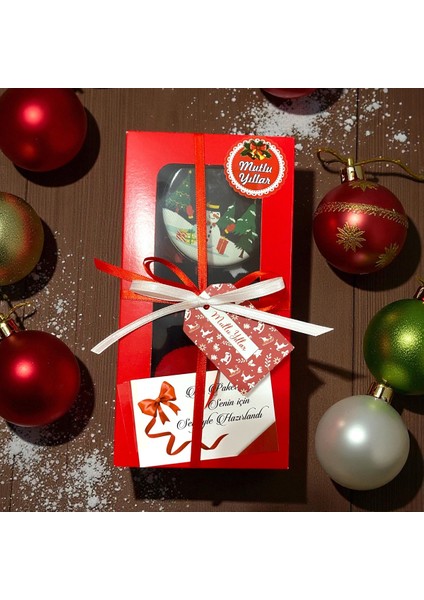 Yılbaşı Hediye Seti: Renkli Çorap ve Güzel Kokulu Mum Paketi modelleri
