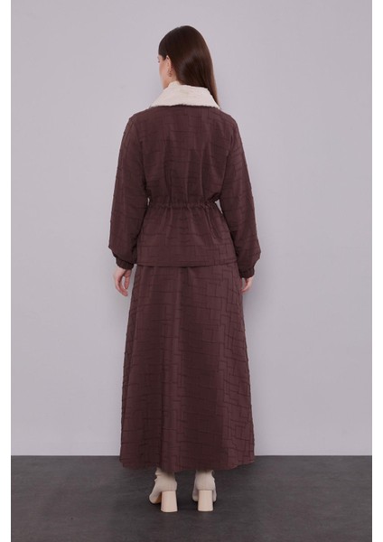 Kahve Kendinden Desenli Etek Takım