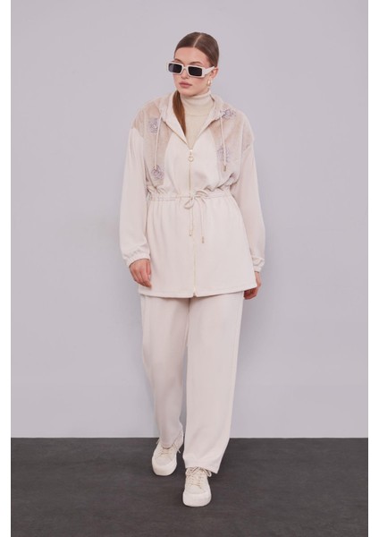 Krem Gül Detaylı Bel Büzgülü Ikili Takım