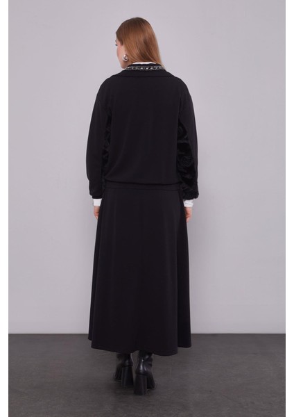 Siyah Yaka Taşlı Gül Detay Etek Takım