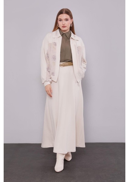 Krem Yaka Taşlı Gül Detay Etek Takım