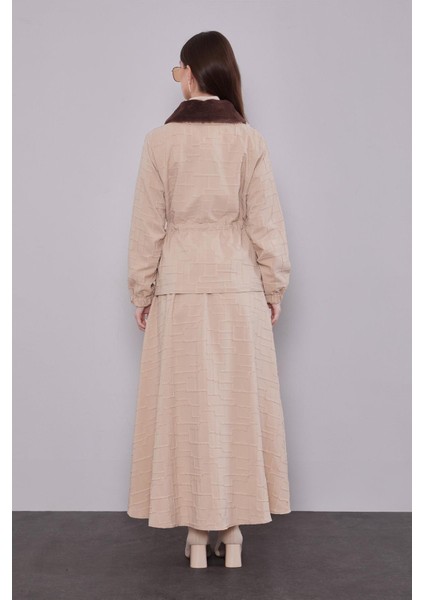 Bej Kendinden Desenli Etek Takım