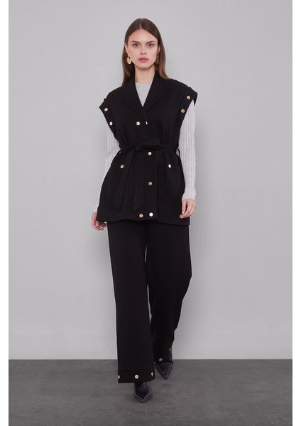 Siyah Çıtçıt Aksesuar Detaylı Ikili Takım