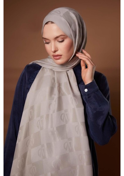 Gümüş Kare Lvd Baskılı Naia Jakar Şal modelleri