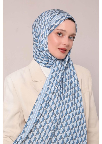 Mavi Üçgen Desen Club Şal modelleri