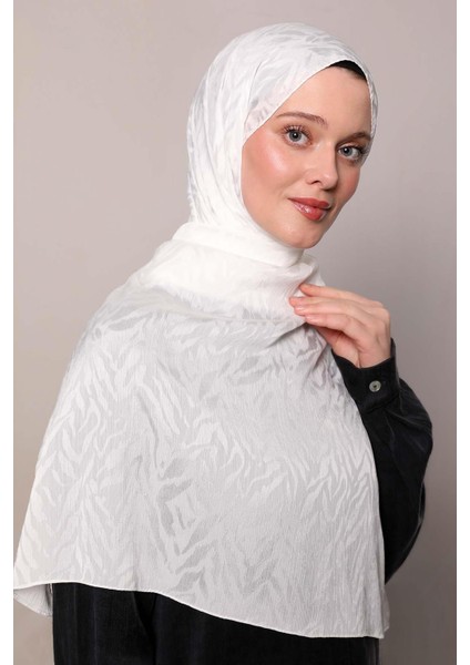 Beyaz Kristal Desen Jakar Capri Şal fiyatları