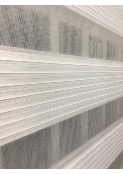Pliseli Stor Zebra Sert Plastik Kasalı Ekru Perde STB481-PD