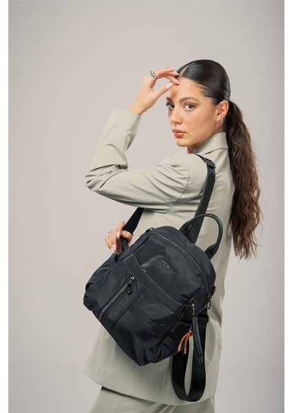 Kadın 17750 Sırt Çantası